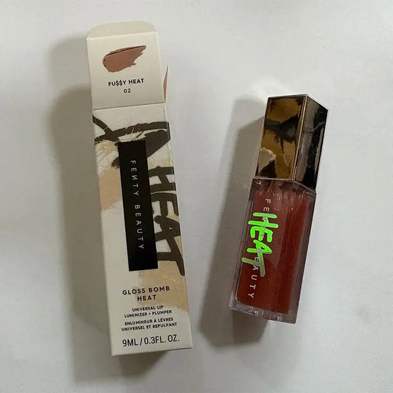 Maquillage pour femmes Fenty Beauty Lip Glaze Baume Brillant Pailleté Brillance Lèvres Repulpant Maquillage Liquide Rouge à Lèvres Pour Débutantes Luna Beauté Maquillage pour femmes Fenty Beauty Lip Glaze Baume Brillant Pailleté Brillance Lèvres Repulpant Maquillage Liquide Rouge à Lèvres Pour Débutantes 3.39